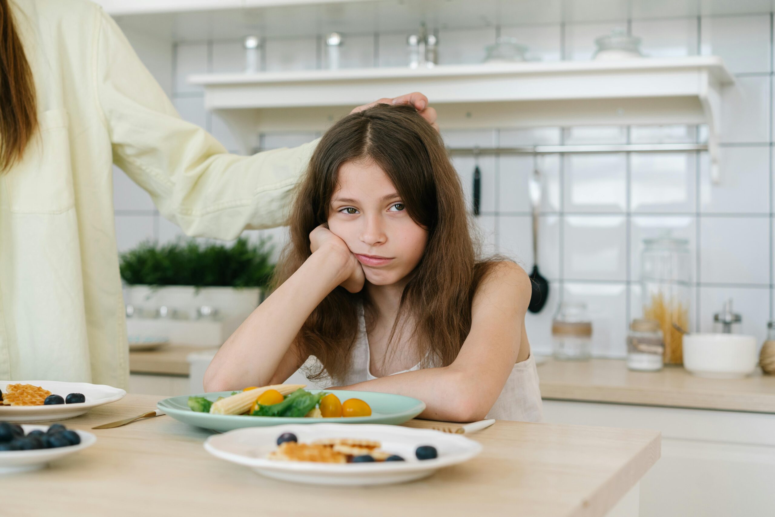 picky eater girl